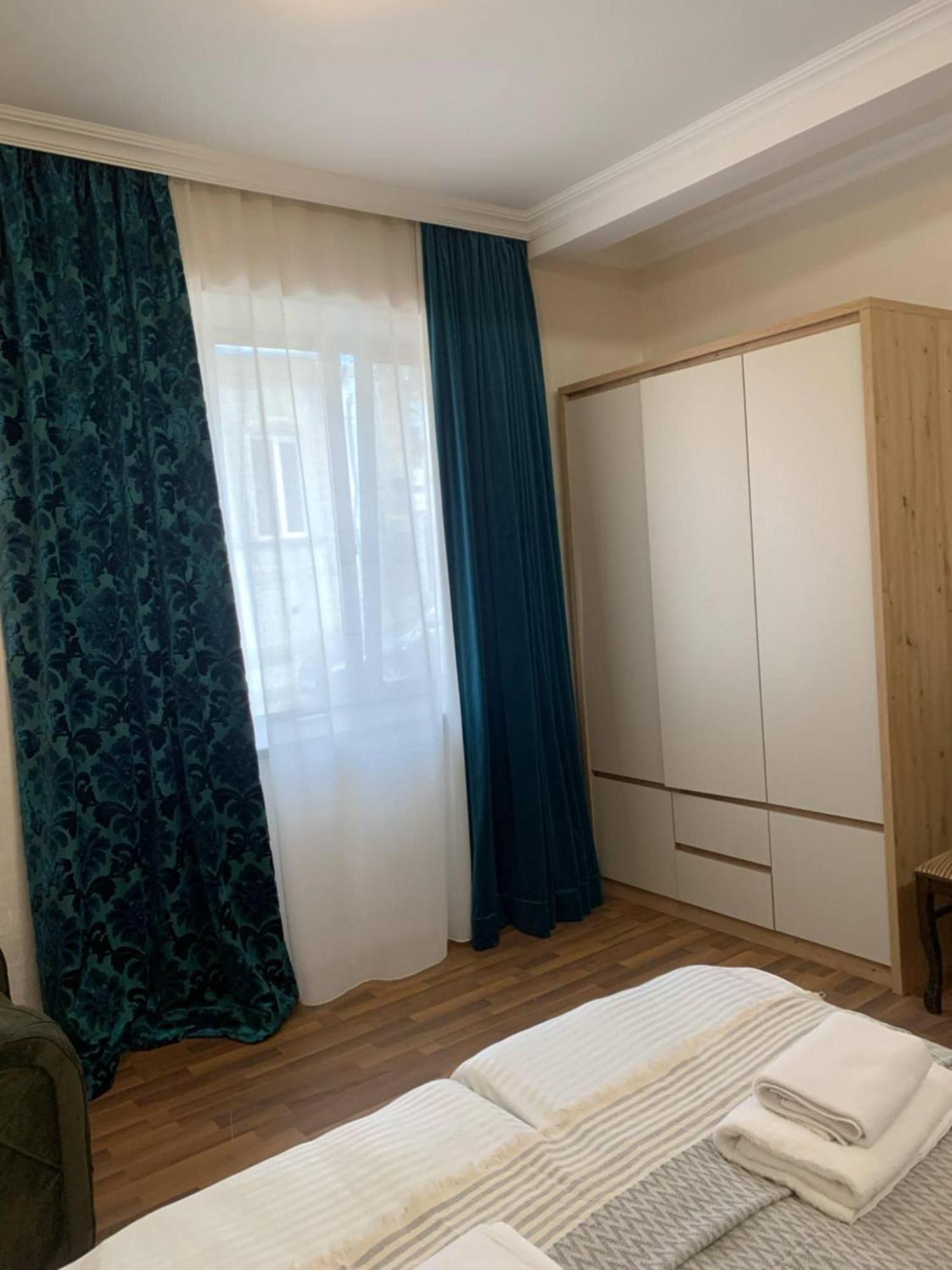 Lacky Day Apartment